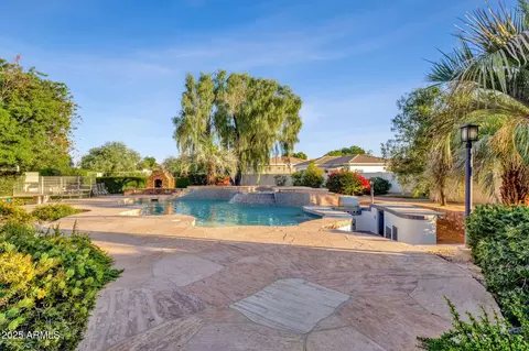 Exterior - 1911 E Bruce Ave, Gilbert, AZ 85234 photo 31 of 42