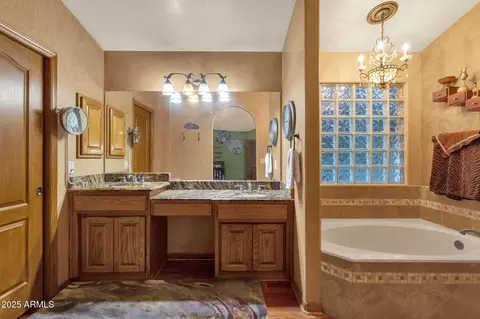 Bath - 1911 E Bruce Ave, Gilbert, AZ 85234 photo 1 of 4