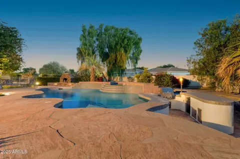 Exterior - 1911 E Bruce Ave, Gilbert, AZ 85234 photo 13 of 42