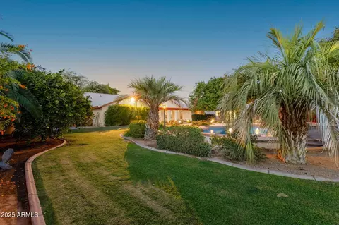 Exterior - 1911 E Bruce Ave, Gilbert, AZ 85234 photo 11 of 42
