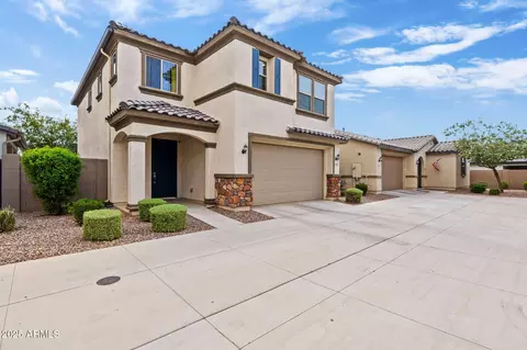 Exterior - 77 E Constitution Dr, Gilbert, AZ 85296 photo 5 of 6