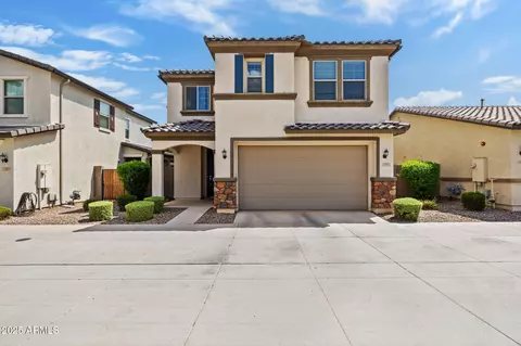 77 E Constitution Dr, Gilbert, AZ 85296