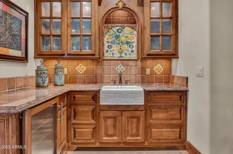 Kitchen - 2333 S Eileen Pl, Chandler, AZ 85286 photo 1 of 8