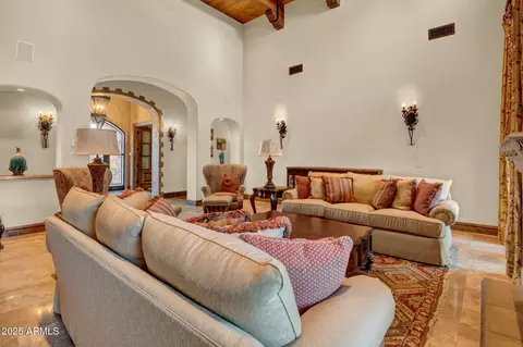 Living - 2333 S Eileen Pl, Chandler, AZ 85286 photo 2 of 5
