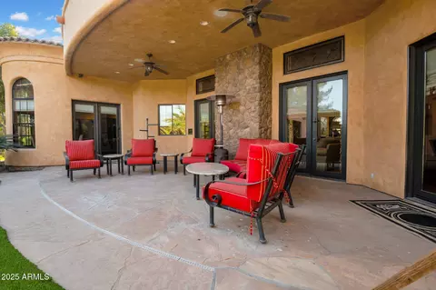 Exterior - 2333 S Eileen Pl, Chandler, AZ 85286 photo 5 of 14