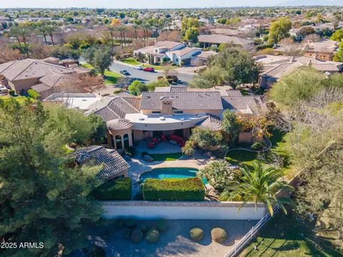 View/Area - 2333 S Eileen Pl, Chandler, AZ 85286 photo 2 of 3
