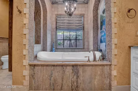 Bath - 2333 S Eileen Pl, Chandler, AZ 85286 photo 3 of 7