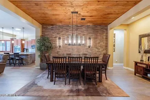 2831 E Odessa St, Mesa, AZ 85213