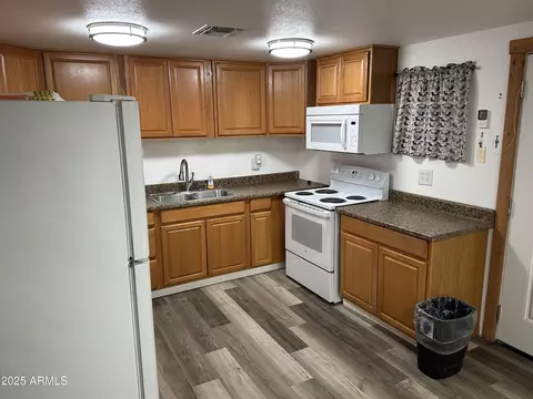 Kitchen - 67892 Alpine Dr, Salome, AZ 85348 photo 2 of 2
