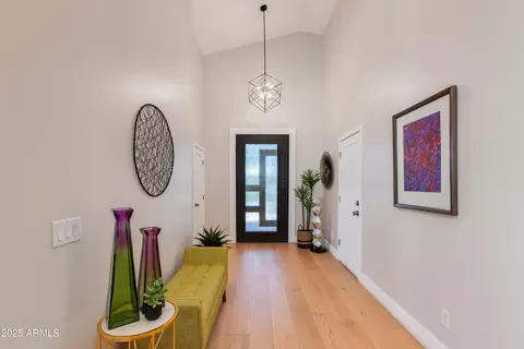Entry Way - 6820 N 14th St, Phoenix, AZ 85014 photo 1 of 1
