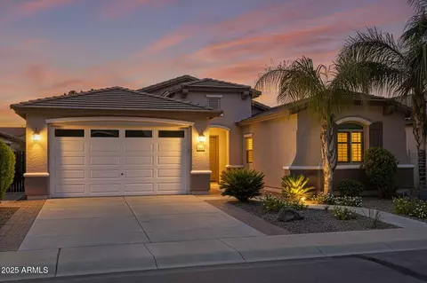 2736 E Sourwood Dr, Gilbert, AZ 85298