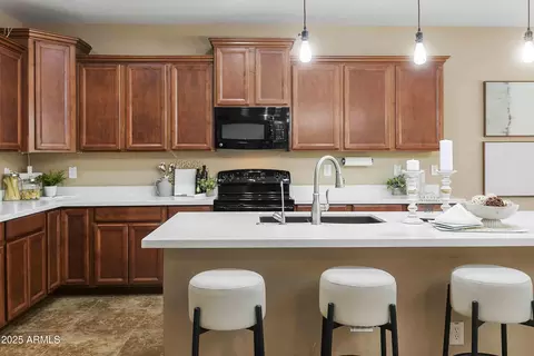 Kitchen - 2736 E Sourwood Dr, Gilbert, AZ 85298 photo 1 of 3
