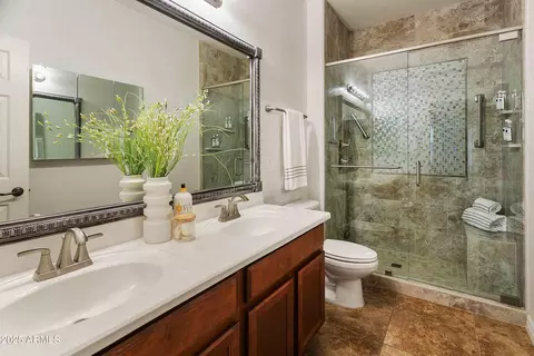 Bath - 2736 E Sourwood Dr, Gilbert, AZ 85298 photo 2 of 2