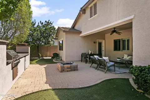 Exterior - 2736 E Sourwood Dr, Gilbert, AZ 85298 photo 2 of 2