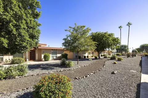 13072 N 100th Ave, Sun City, AZ 85351
