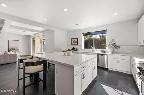 Kitchen - 4617 E Cambridge Ave, Phoenix, AZ 85008 photo 1 of 2