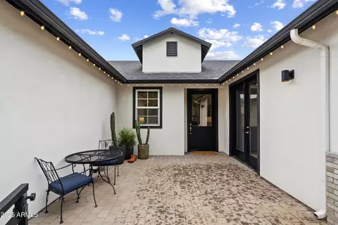 Exterior - 4617 E Cambridge Ave, Phoenix, AZ 85008 photo 6 of 10