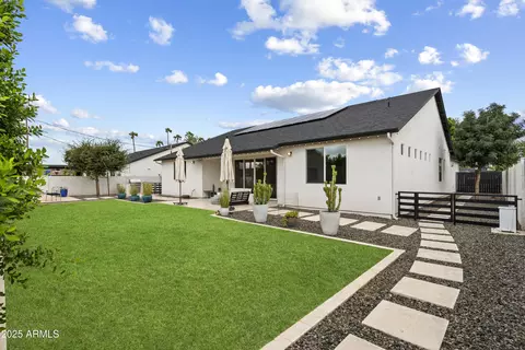 Exterior - 4617 E Cambridge Ave, Phoenix, AZ 85008 photo 10 of 10