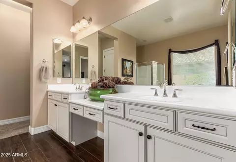 Bath - 3920 Ellis St, Mesa, AZ 85205 photo 5 of 5