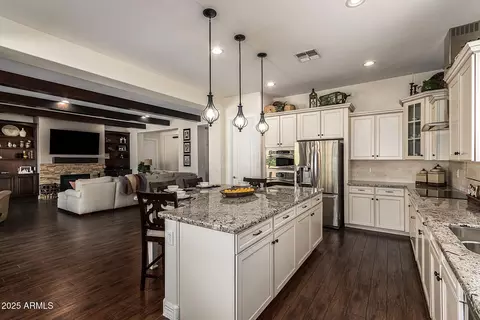 Kitchen - 3920 Ellis St, Mesa, AZ 85205 photo 3 of 4