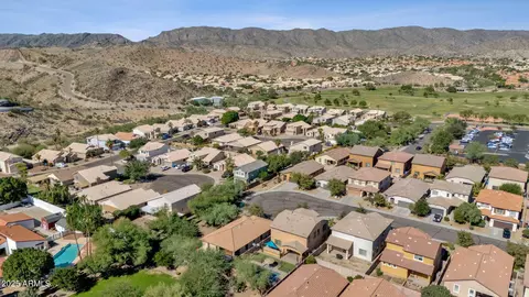 View/Area - 2947 E Saltsage Dr, Phoenix, AZ 85048 photo 3 of 4
