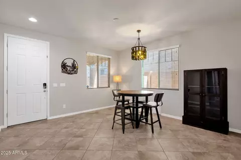 Dining - 2947 E Saltsage Dr, Phoenix, AZ 85048 photo 1 of 5