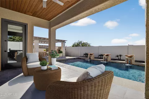 22488 N 104th Ln, Peoria, AZ 85383