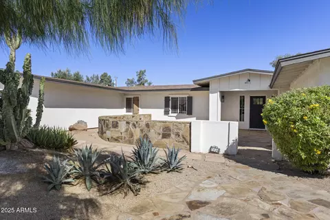 7836 E Davenport Dr, Scottsdale, AZ 85260