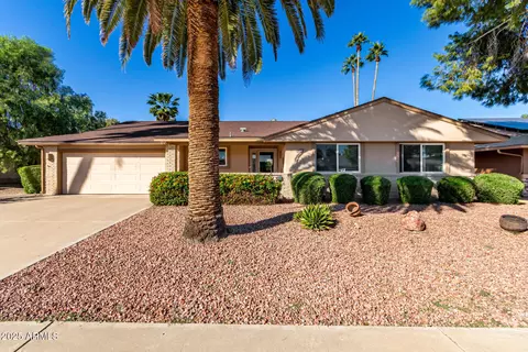 10720 W Saratoga Cir, Sun City, AZ 85351