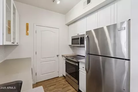 Kitchen - 1701 E Colter St #182, Phoenix, AZ 85016 photo 3 of 3