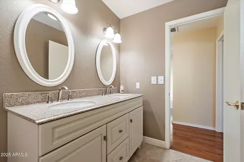 Bath - 852 N Arvada St, Mesa, AZ 85205 photo 4 of 5