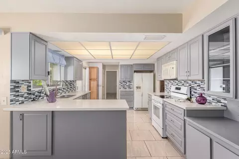 12819 N Sun Valley Dr, Sun City, AZ 85351