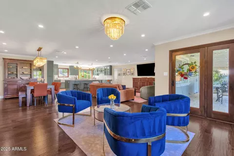 Living - 2108 E San Juan Ave, Phoenix, AZ 85016 photo 4 of 5