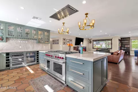 Kitchen - 2108 E San Juan Ave, Phoenix, AZ 85016 photo 2 of 5