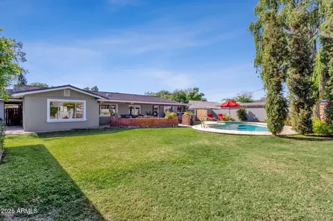 Exterior - 2108 E San Juan Ave, Phoenix, AZ 85016 photo 9 of 12
