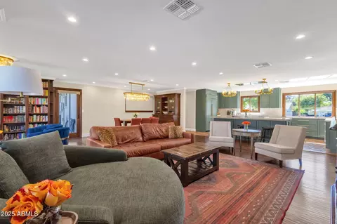 Living - 2108 E San Juan Ave, Phoenix, AZ 85016 photo 3 of 5