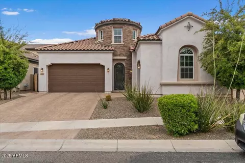 2926 E Minnezona Ave, Phoenix, AZ 85016