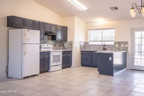 2905 E Chipman Rd, Phoenix, AZ 85040 photo 31