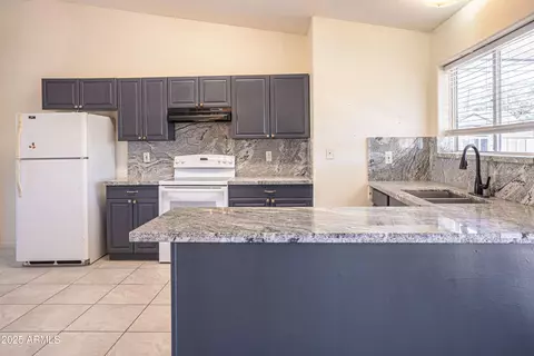 2905 E Chipman Rd, Phoenix, AZ 85040 photo 35