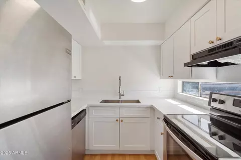 Kitchen - 2673 E Oakleaf Dr, Tempe, AZ 85288 photo 1 of 3