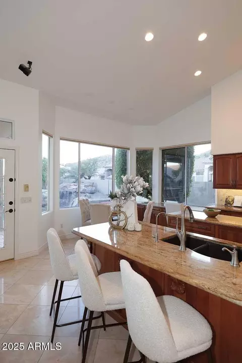 Kitchen - 2017 E Granite View Dr, Phoenix, AZ 85048 photo 5 of 6