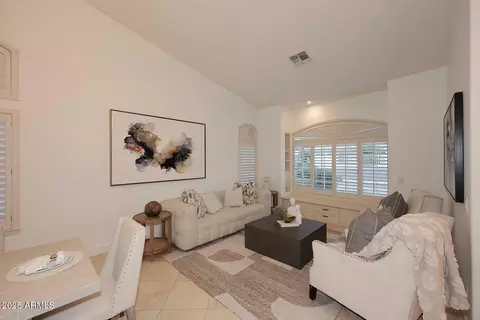 Living - 2017 E Granite View Dr, Phoenix, AZ 85048 photo 2 of 4