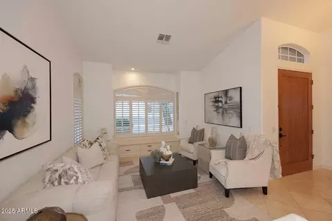 Living - 2017 E Granite View Dr, Phoenix, AZ 85048 photo 1 of 4