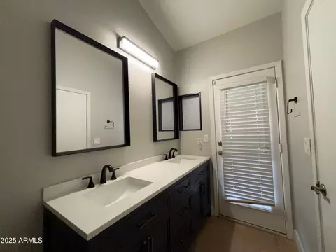 Bath - 1158 E Douglas Ave, Gilbert, AZ 85234 photo 7 of 7