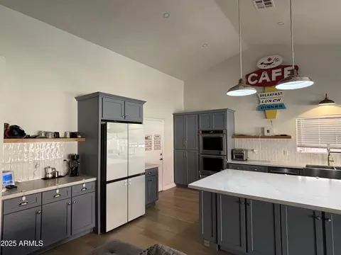 Kitchen - 1158 E Douglas Ave, Gilbert, AZ 85234 photo 9 of 14