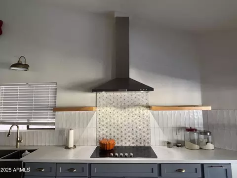 Kitchen - 1158 E Douglas Ave, Gilbert, AZ 85234 photo 8 of 14