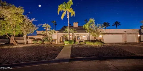 5555 E Turquoise Ave, Paradise Valley, AZ 85253