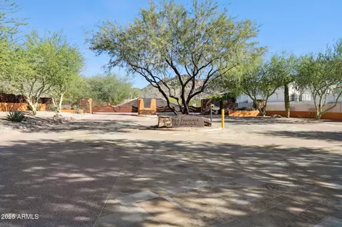 3311 E Stella Ln #008, Paradise Valley, AZ 85253