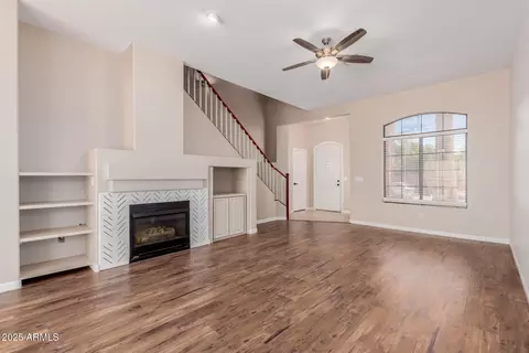 Living - 7204 S Golfside Ln, Phoenix, AZ 85042 photo 2 of 4