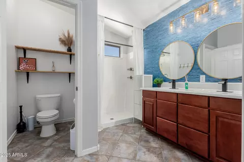 Bath - 7204 S Golfside Ln, Phoenix, AZ 85042 photo 1 of 3